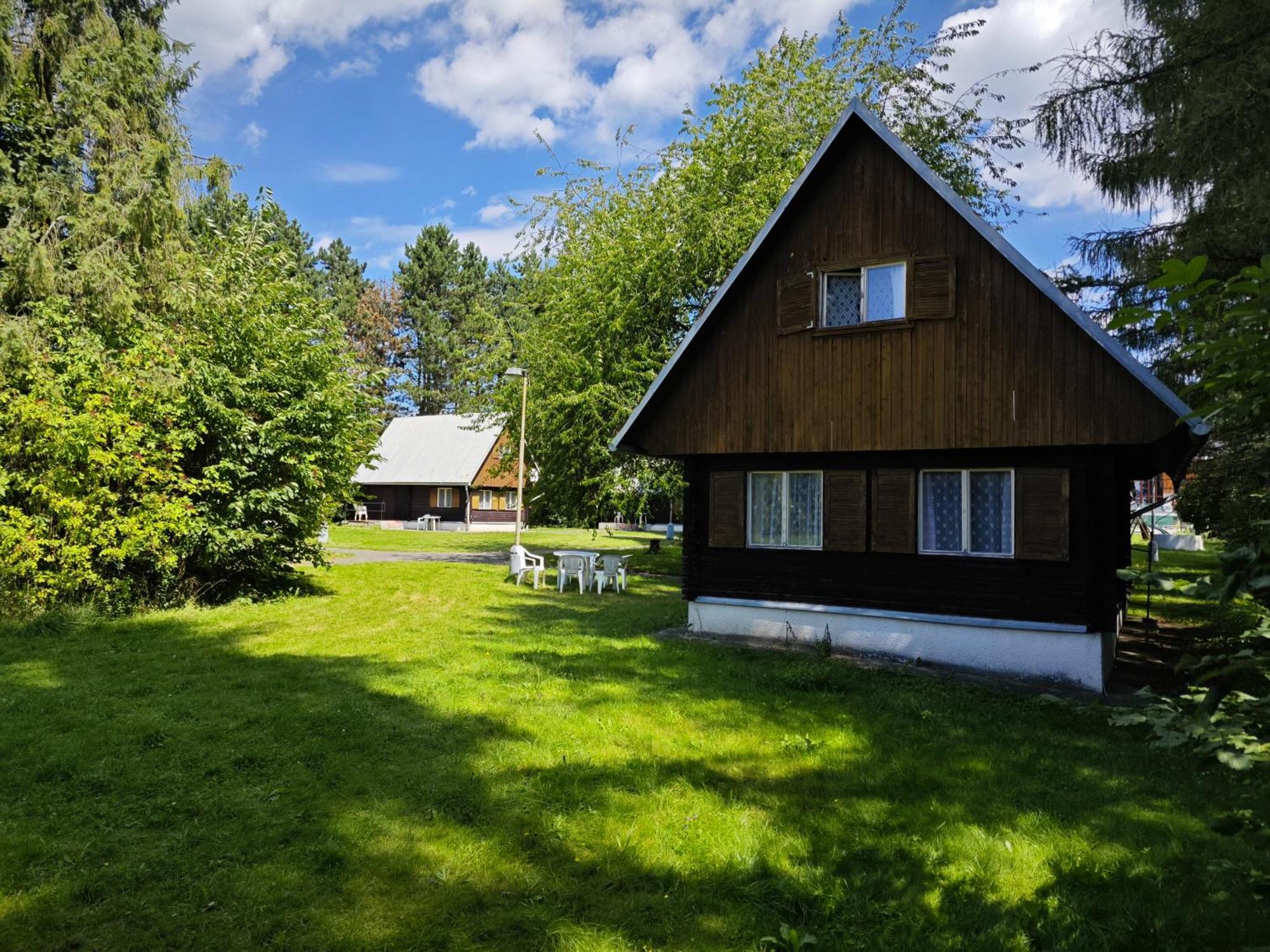 Bungalovy Roznov Villa Rožnov pod Radhoštěm Kültér fotó